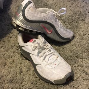 Brand new nike reax run tennis shoes